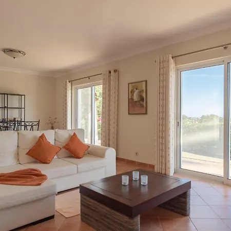 Costa By Gabi Miguel * אלבופיירה